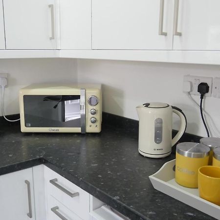 Spacious 6 Bed Home Near City & Albion Stadium Perfect For Contractors! Birmingham Exterior foto